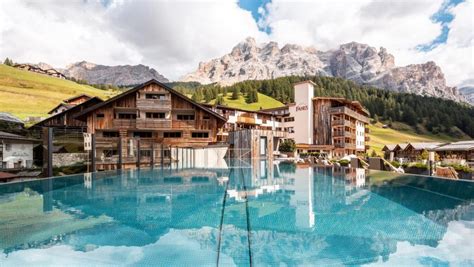 hotel fan酶|5 Sterne Hotel Fanes in den Dolomiten in Südtirol.